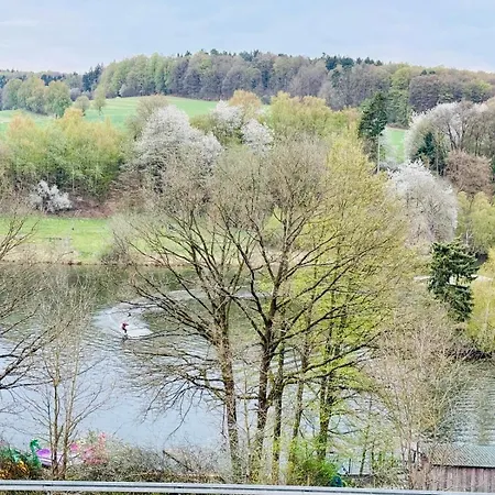 Casa de Férias Ferienhaus, Ankerplatz Am Seepark 18, Mit Kamin Und Sauna Kirchheim (Hessen)